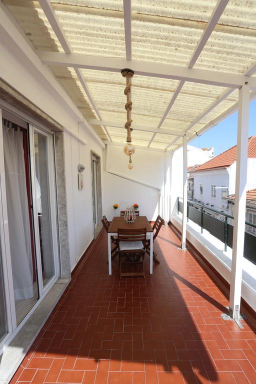 קסקאיס Suites Apartments מראה חיצוני תמונה